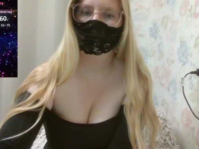 Lilithaa live cam on BongaCams