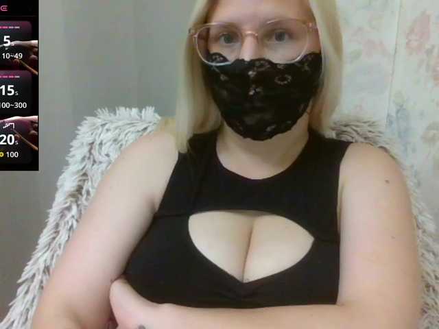 Lilithaa live cam on BongaCams