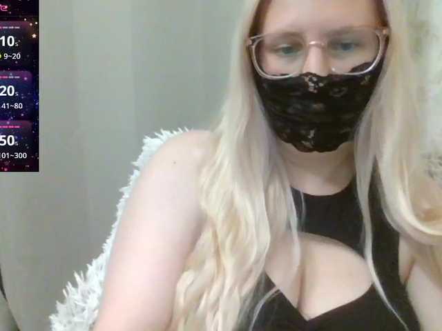 Lilithaa live webcam show