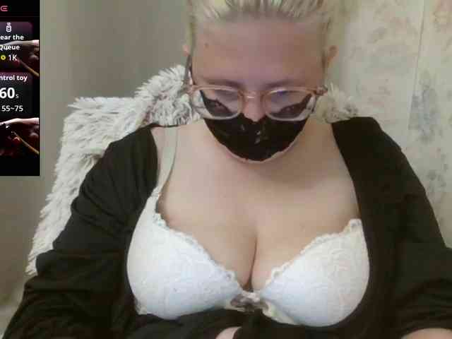 Lilithaa webcam