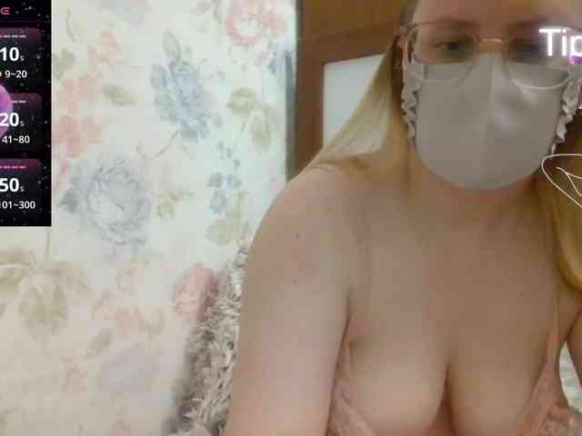 Lilithaa webcam