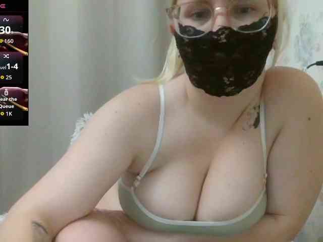 Lilithaa webcam