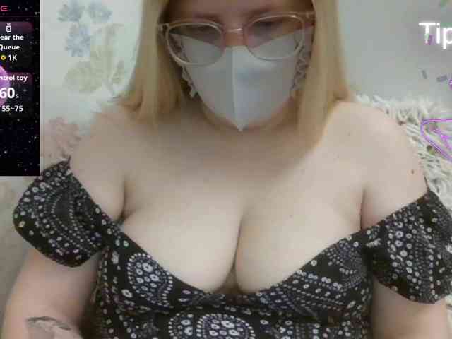 Lilithaa webcam