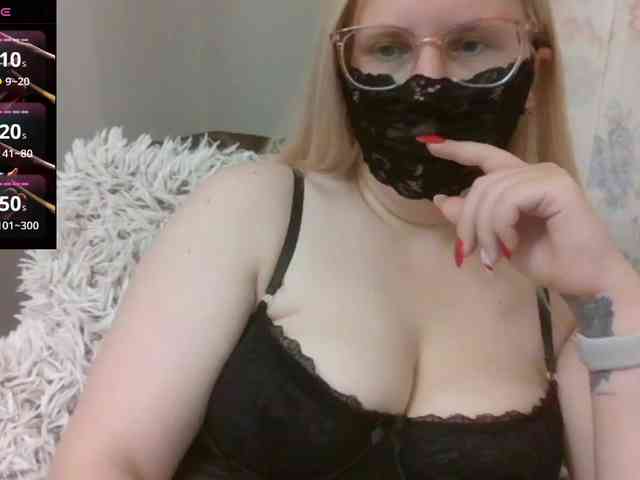 Lilithaa webcam