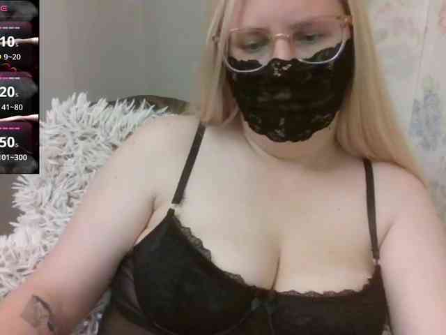 Lilithaa webcam