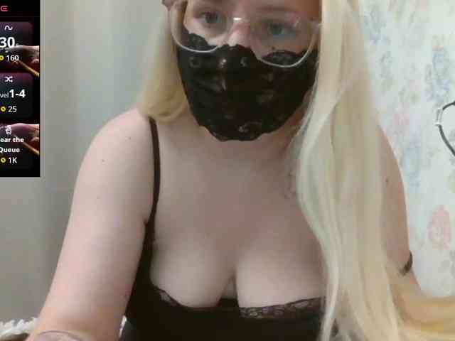 Lilithaa webcam