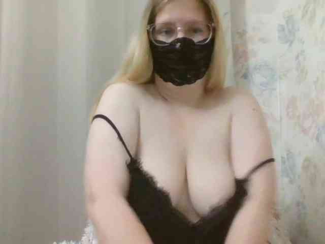 Lilithaa webcam
