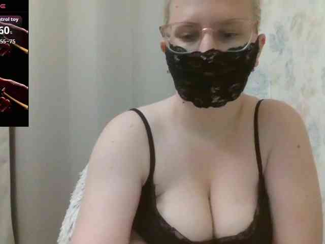 Lilithaa webcam