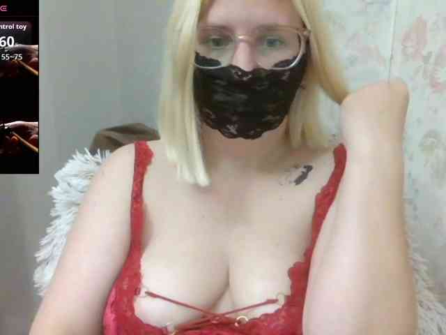 Lilithaa webcam