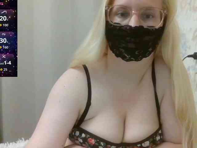 Lilithaa webcam