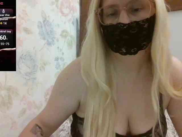 Lilithaa webcam