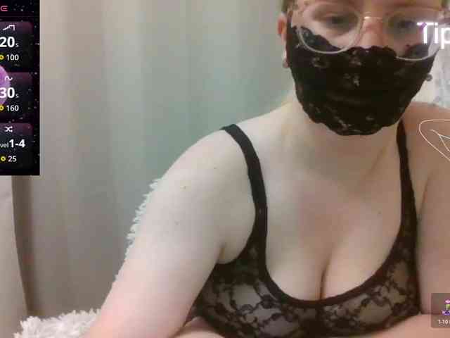 Lilithaa webcam