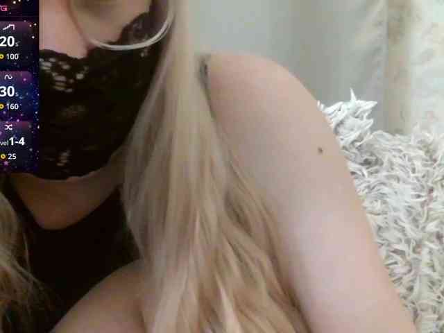 Lilithaa webcam