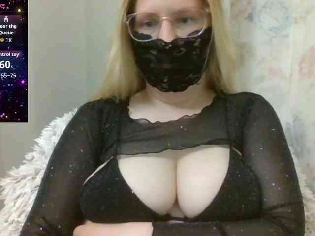 Lilithaa webcam