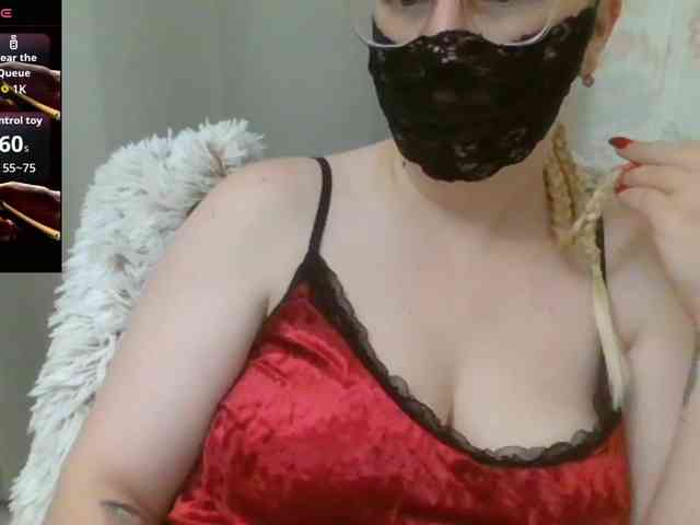 Lilithaa webcam