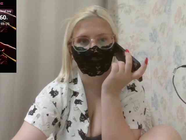 Lilithaa webcam