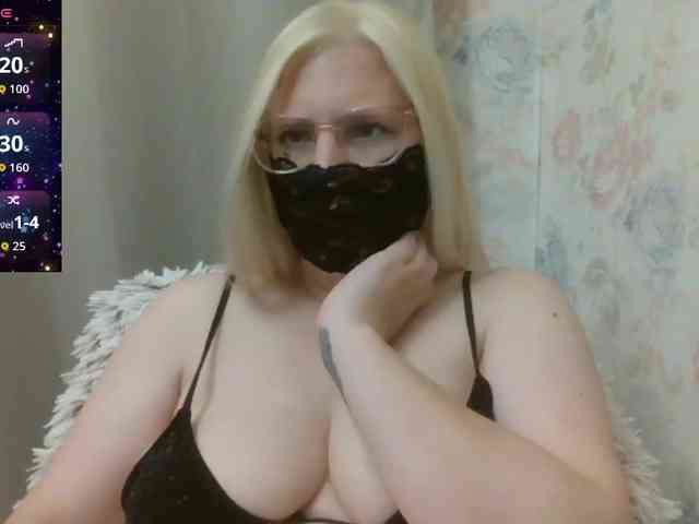 Lilithaa webcam
