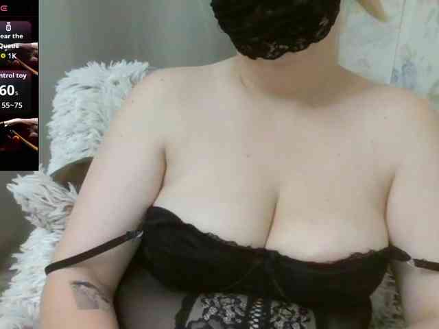 Lilithaa webcam