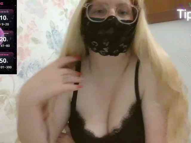 Lilithaa webcam
