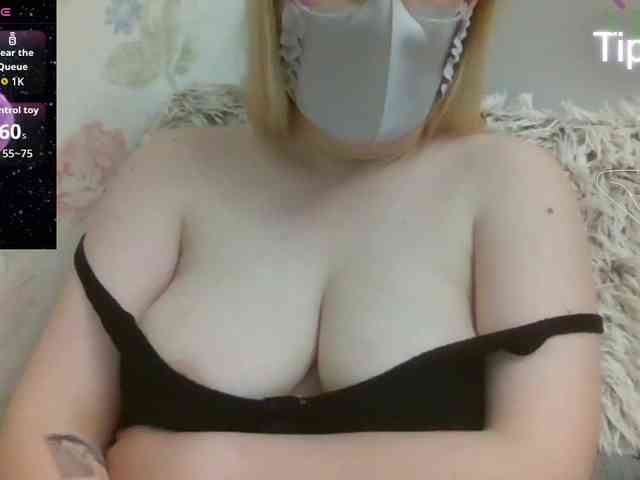 Lilithaa webcam