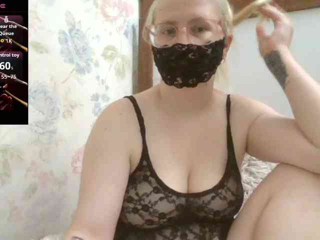 Lilithaa webcam