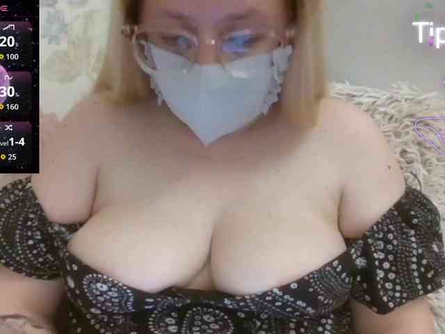 Lilithaa webcam