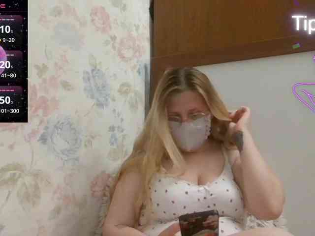 Lilithaa webcam