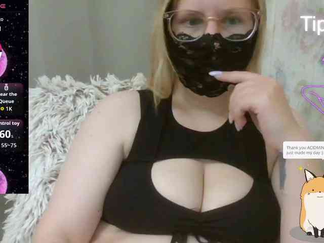 Lilithaa webcam