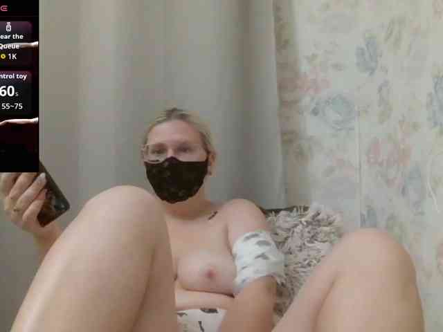Lilithaa webcam