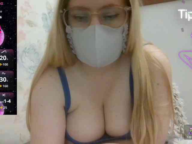 Lilithaa webcam