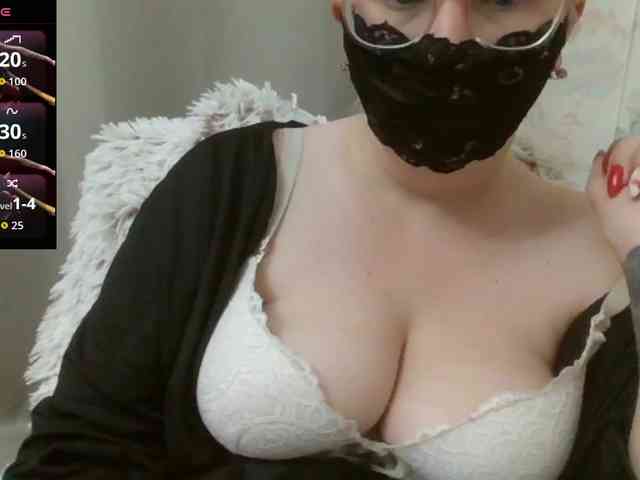 Lilithaa webcam