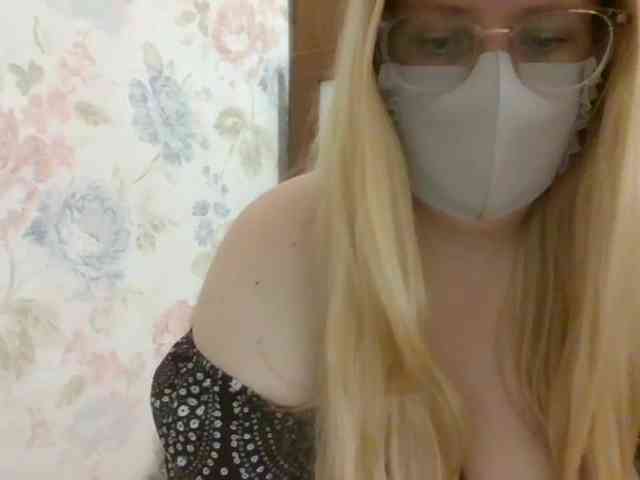 Lilithaa webcam