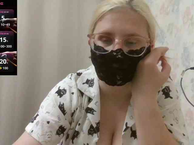 Lilithaa webcam