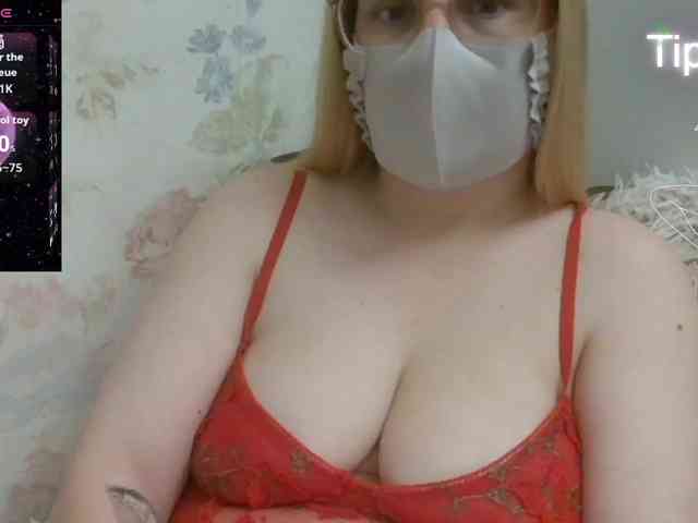Lilithaa webcam