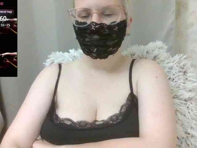 Lilithaa webcam