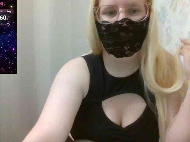 Lilithaa webcam