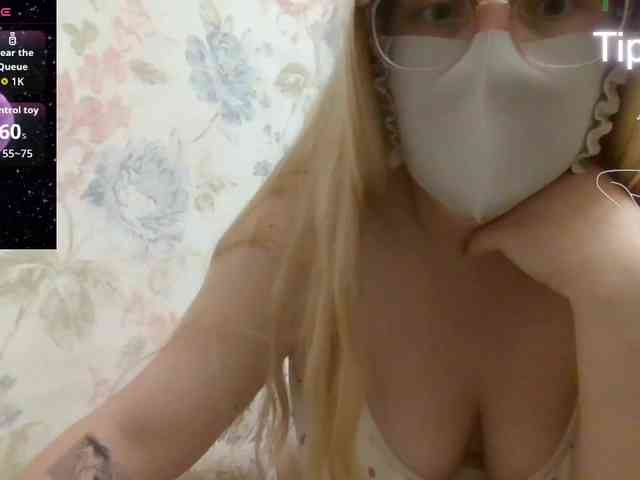 Lilithaa webcam