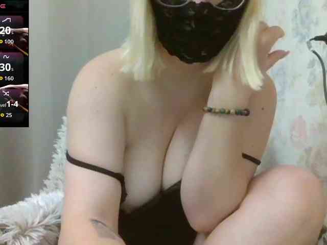 Lilithaa webcam