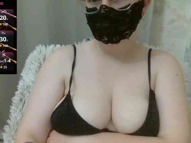 Lilithaa webcam