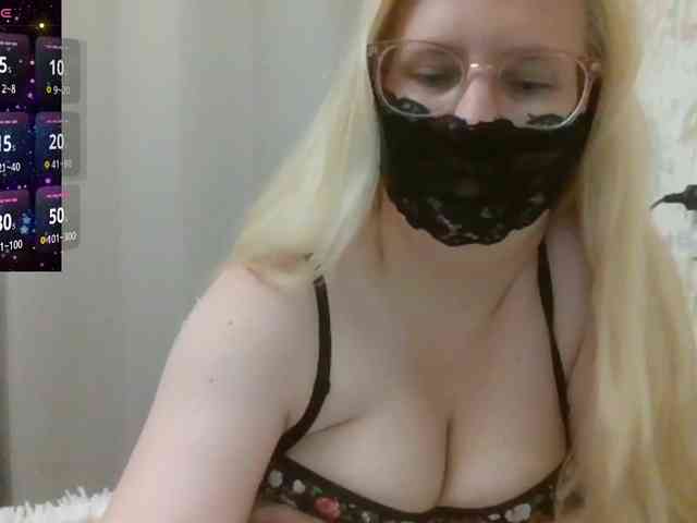 Lilithaa webcam