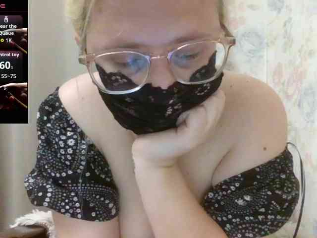 Lilithaa webcam