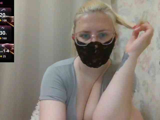 Lilithaa webcam