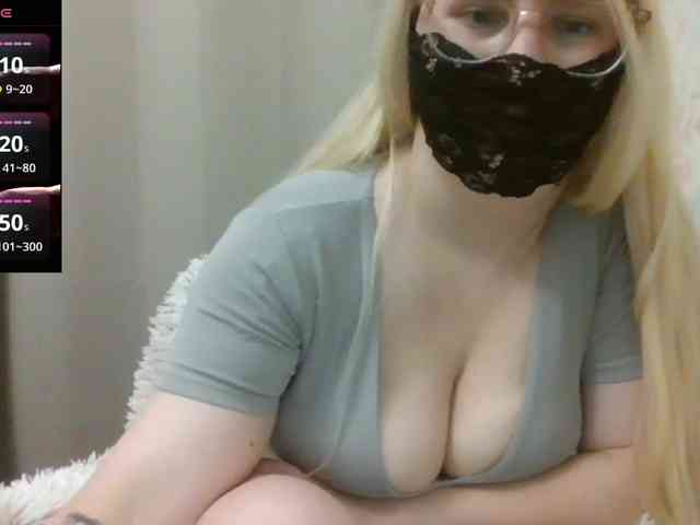 Lilithaa webcam
