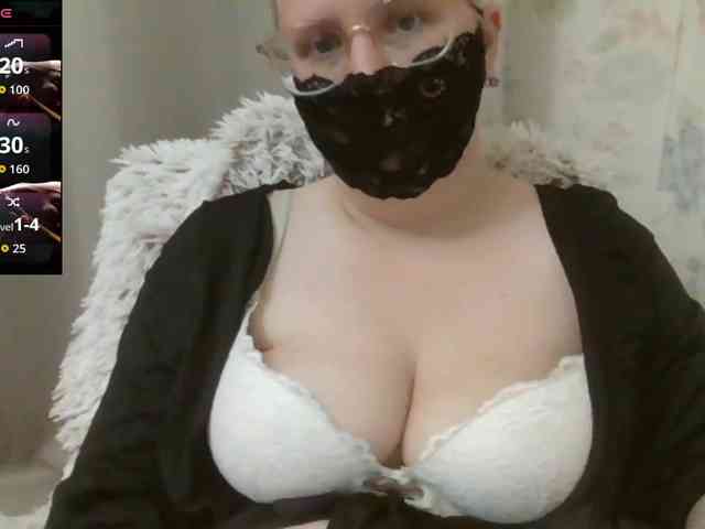 Lilithaa webcam
