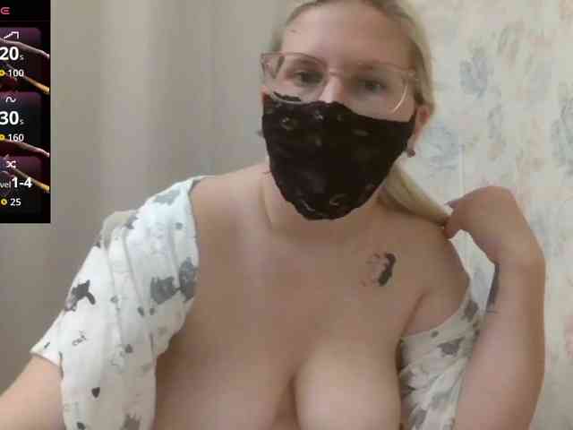 Lilithaa webcam