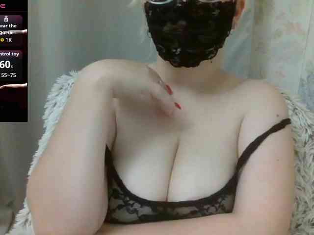 Lilithaa webcam