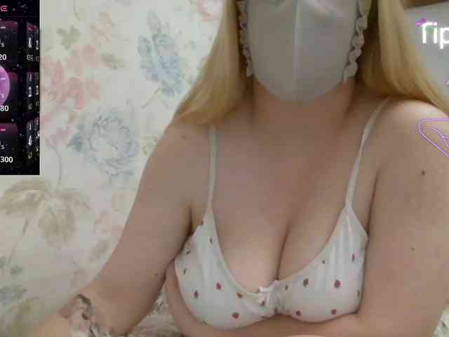 Lilithaa webcam