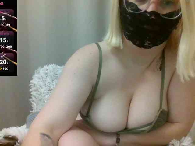 Lilithaa webcam