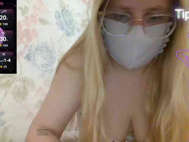Lilithaa webcam