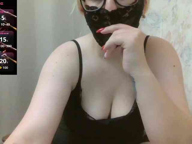 Lilithaa webcam